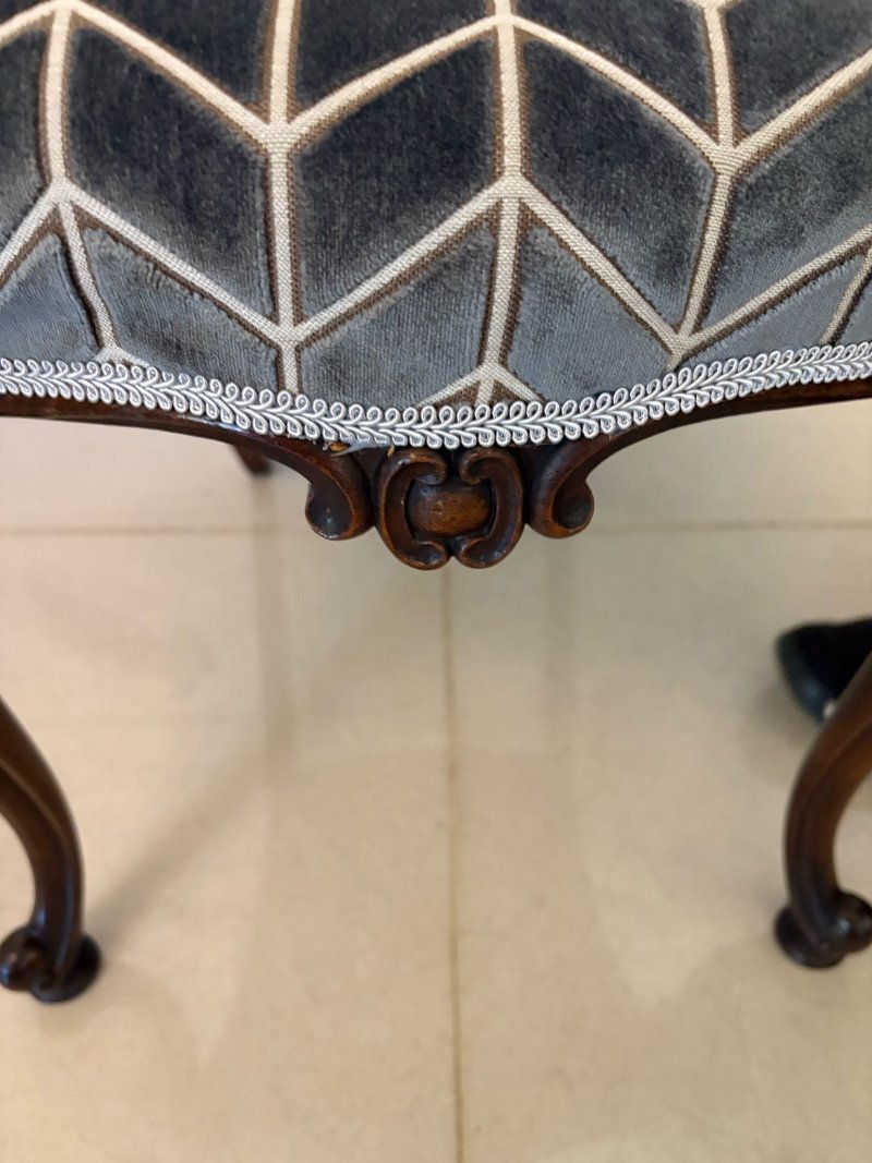 Pair of Antique Victorian Quality Carved Rosewood Side Chairs - Image 9